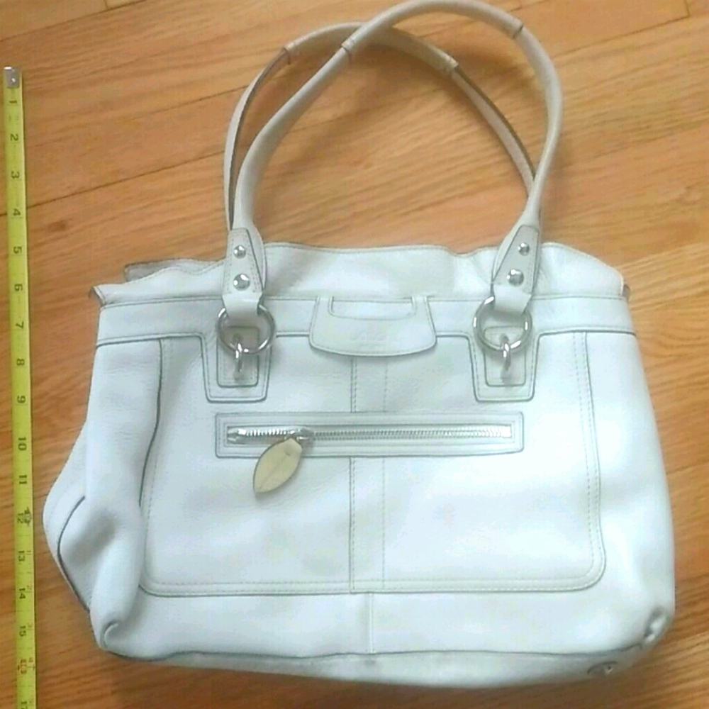 Coach K0873-13160 White Leather Satchel Purse